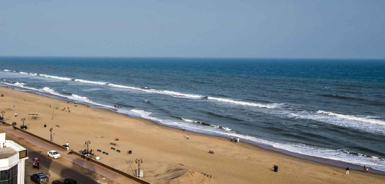 Sara Beach House Puri Exterior photo