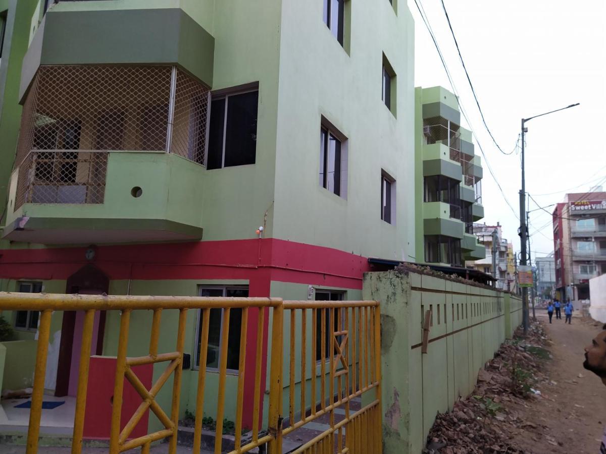 Sara Beach House Puri Exterior photo