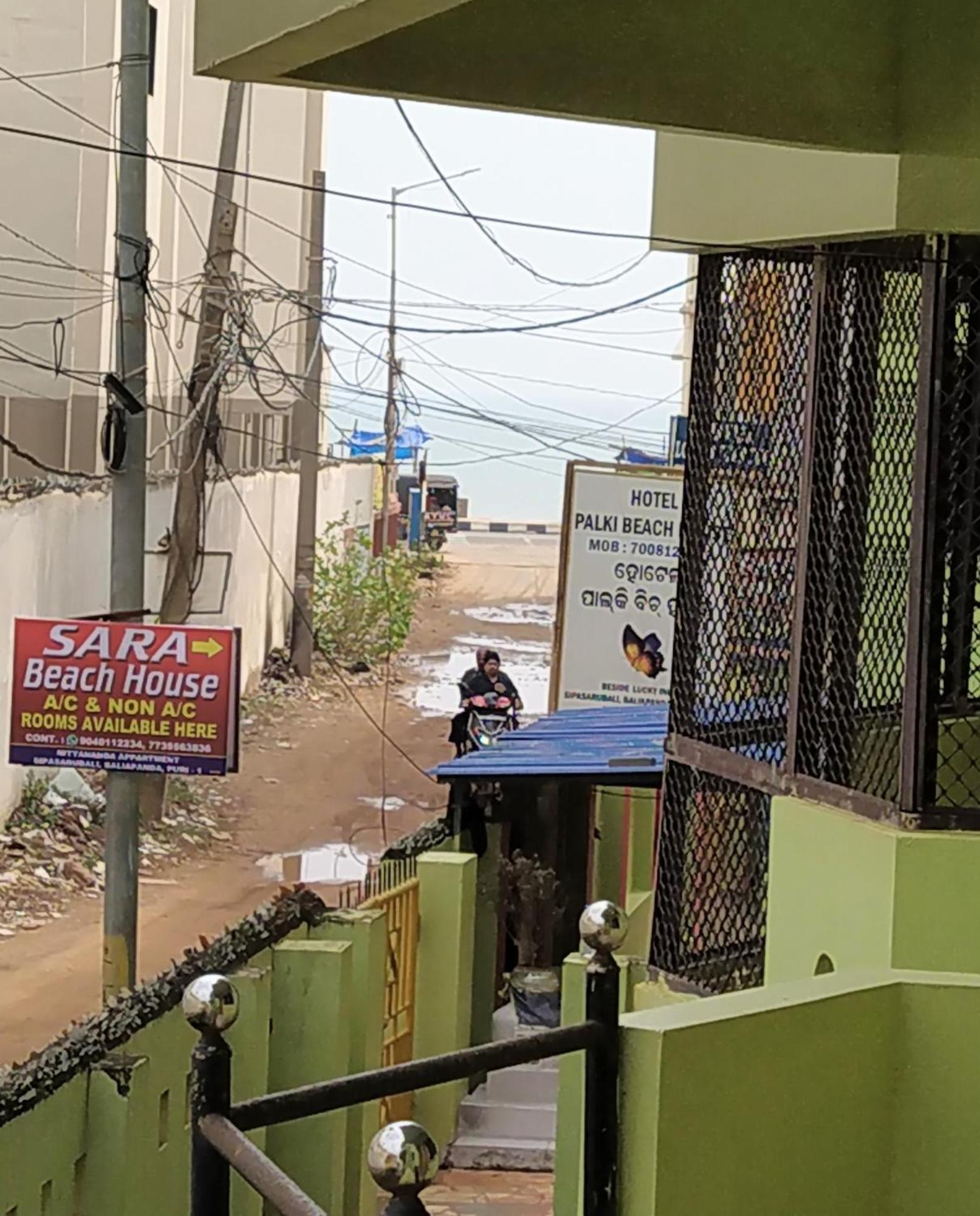 Sara Beach House Puri Exterior photo